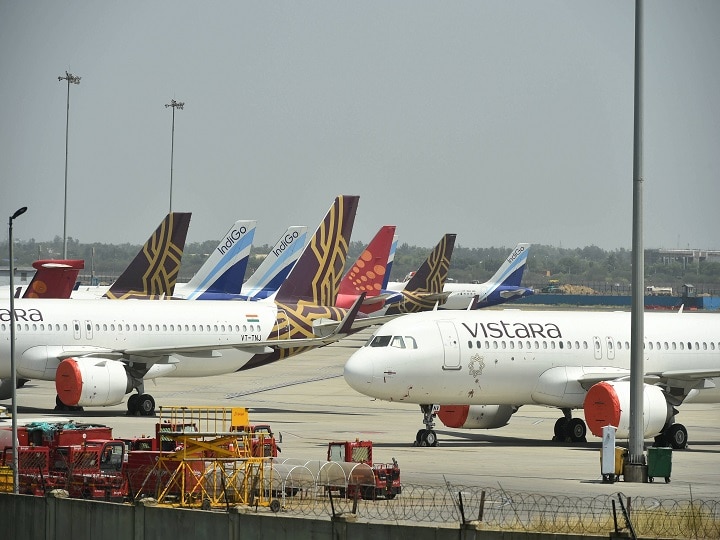 Domestic Flights Move Towards Normalcy As Airlines Allowed To Operate Up To 80 Percent Of Pre-COVID Flights Domestic Aviation Moves Towards Normalcy As Govt Allows Airlines To Operate Up To 80% Of Pre-COVID Flights
