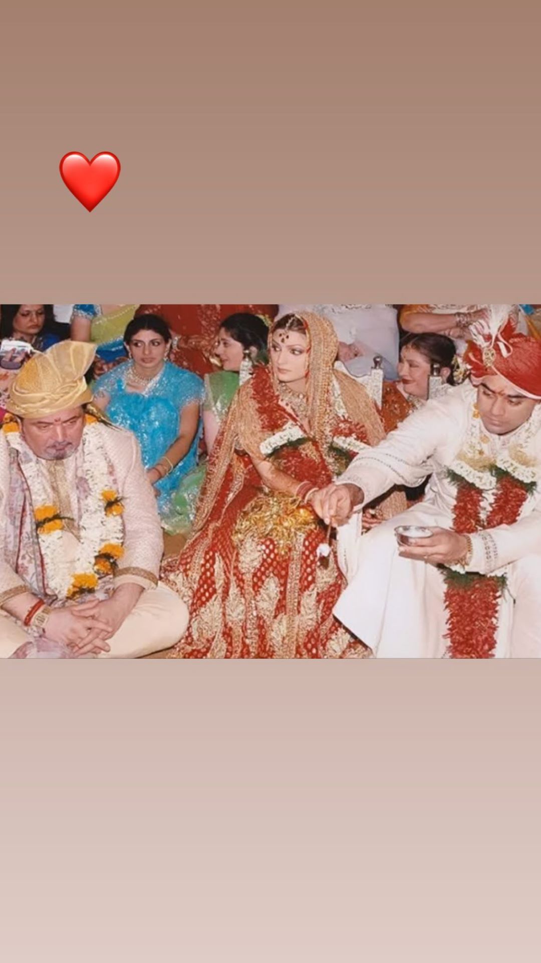 Rishi Kapoor's Daughter Riddhima Shares UNSEEN Throwback PIC Of Actor From Her Wedding