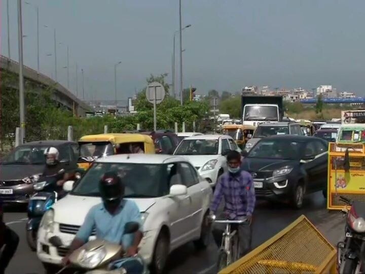 Heavy Traffic Congestion At Delhi-Gurugram Border For The Second Day Heavy Traffic Congestion At Delhi-Gurugram Border For The Second Day