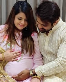 Pregnant 'Kkusum' Actress Rucha Shares PICS From Maternity Shoot, Flaunts Baby Bump As She Poses With Hubby
