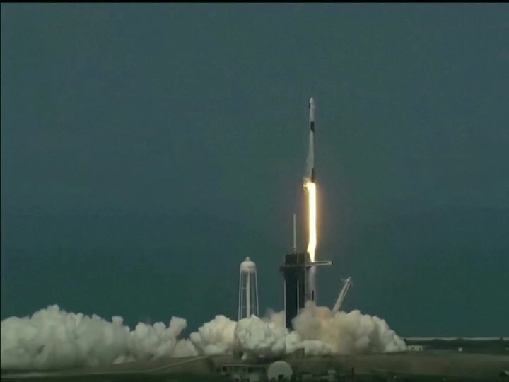 SpaceX, NASA Makes History With Successful First Human Space Launch SpaceX, NASA Make History With Successful First Human Space Launch
