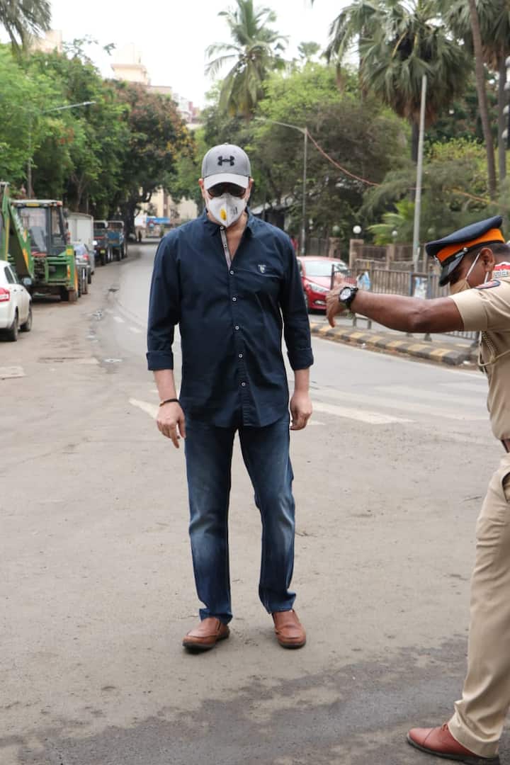 Actor Aditya Pancholi also attended Wajid Khan's funeral in Mumbai. (PIC Credit: Manav Manglani)