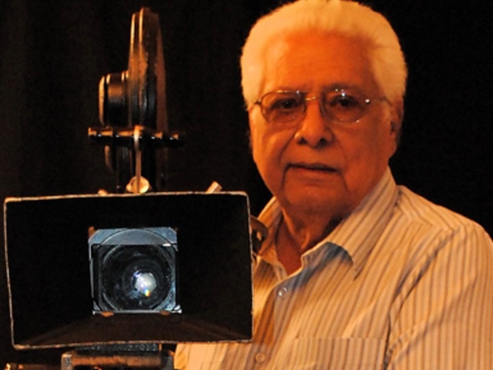 Filmmaker Basu Chatterjee Passes Away At 93 RIP! Acclaimed Filmmaker Basu Chatterjee Passes Away At 93