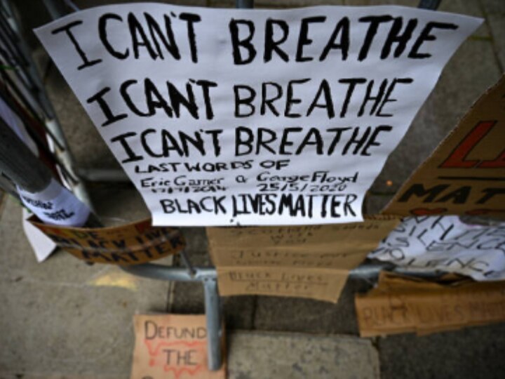 WATCH | Protesters Sing 'Lean On Me' Outside White House While Protesting George Floyd's Death WATCH | Protesters Sing 'Lean On Me' Outside White House While Protesting George Floyd's Death