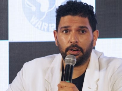 Yuvraj Singh Upset With Father Yograj Singh comments on farmers protest dedicates bday wish to farmers Yuvraj Singh Saddened By Father Yograjs Remarks On Farmers Protests, Wishes Speedy Resolution To End Conflict
