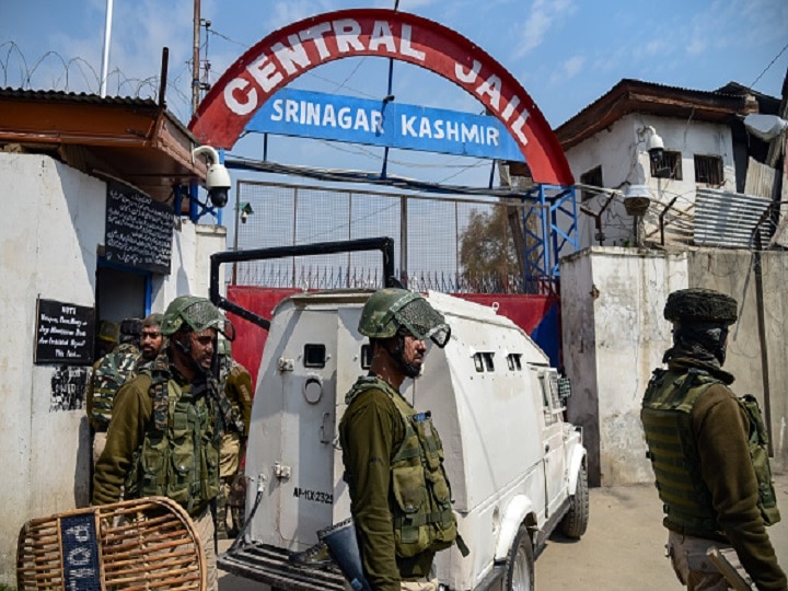 Jammu And Kashmir: Every New Prisoner Tested For Covid-19 by Police Before Shifted To Jails Every New Prisoner Tested For Covid-19 by Police Before Shifted To Jails: J&K DG Prisons