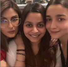 INSIDE PICS From Ranbir Kapoor & Alia Bhatt's Family Get Together With Their Moms & Sisters!