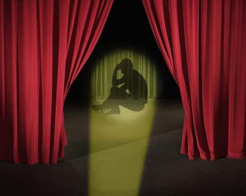 Pandemic-Induced Lockdown Casts Cloud Over West Bengal’s Theatre Industry