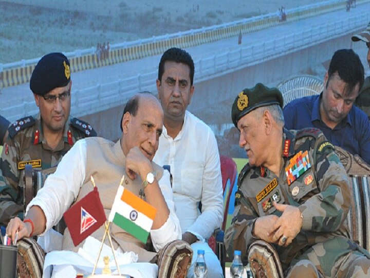 Ladakh Standoff: Rajnath Singh Chairs Another Review Meeting With CDS Bipin Rawat, Service Chiefs Ladakh Standoff: Rajnath Singh Chairs Another Review Meeting With CDS Bipin Rawat, Service Chiefs