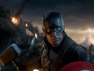 Captain America Star Chris Evans Accidentally Leaks Explicit Photo ...