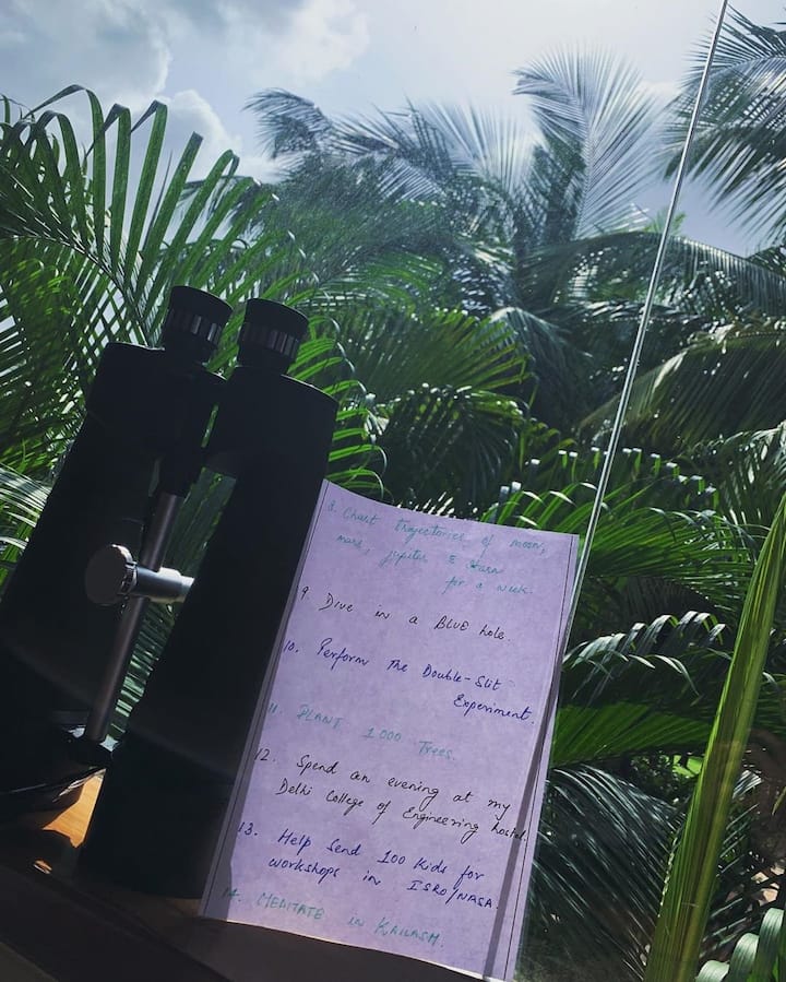 Sushant also wished to ‘Chart trajectories of Moon, Mars, Jupiter & Saturn for a week’ and ‘Dive in a Blue-hole’. He also wanted to ‘Perform the Double-Slit experiment’ and ‘Plant 1000 Trees’.  The ‘Kai Po Che’ actor also wanted to send kids for workshops in ISRO/ NASA.