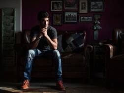 Is Being ‘Sad’ Same As Depression? Find Out The Difference And Symptoms Of Depression