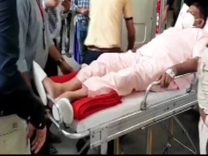 Rajya Sabha Polls: BJP MLA Arrives In Ambulance To Cast Vote In Gujarat Rajya Sabha Polls: BJP MLA In Gujarat Arrives In Ambulance To Vote In Ongoing Rajya Sabha Election Rajya Sabha Polls: BJP MLA Arrives In Ambulance To Cast Vote In Gujarat