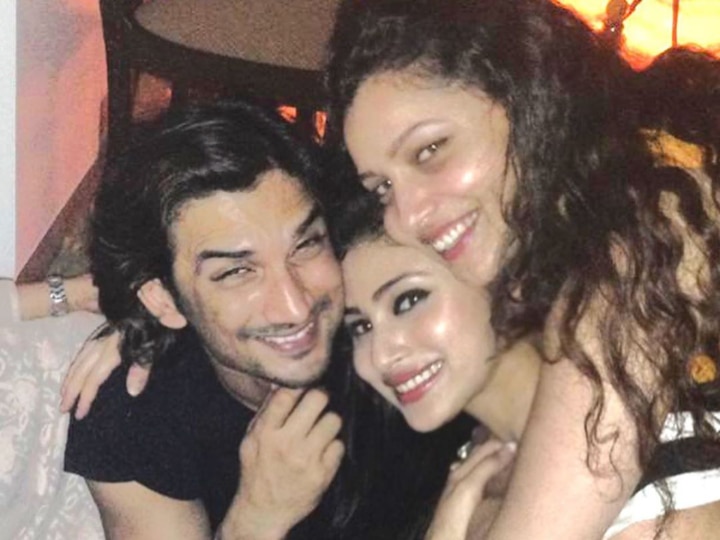 Sushant Singh Rajput Suicide: Mouni Roy Shares UNSEEN PICS Of SSR With EX Girlfriend Ankita Lokhande At House Party Mouni Roy Shares UNSEEN PICS Of Sushant Singh Rajput & EX Girlfriend Ankita Lokhande From House Party