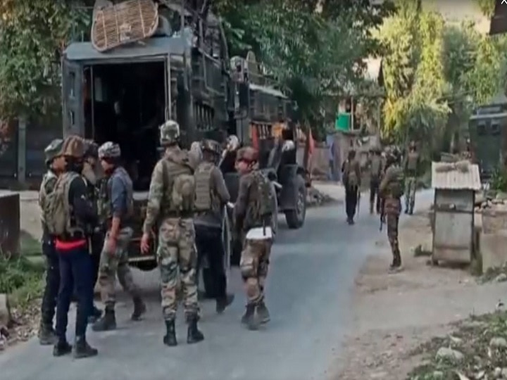 B.Tech Student Among 3 Militants Killed In Tral, No Hizb Militant Left In Tral: Kashmir IGP B.Tech Student Among 3 Militants Killed In Tral, No Hizb Militant Left In Tral: Kashmir IGP