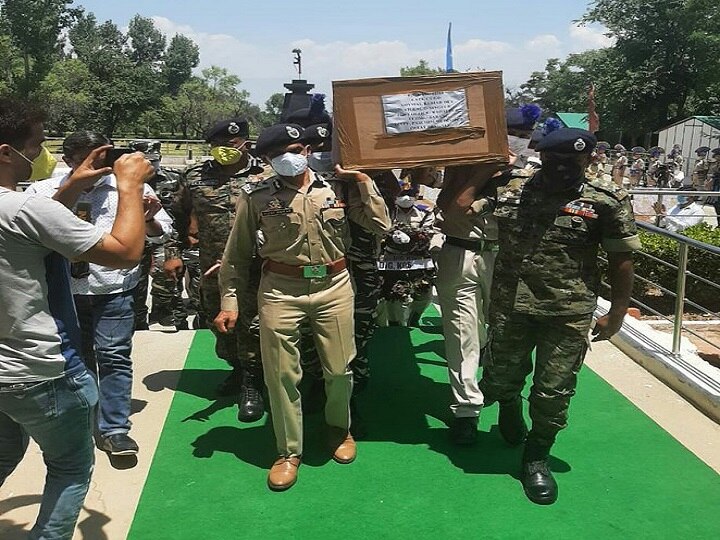 Kashmir IGP Says No Hizbul Mujahideen Terrorist In Tral For First Time Since 1989 At Wreath laying Ceremony Of CRPF Jawan, Kashmir IGP Says No Hizb Militant In Tral For First Time Since 1989