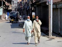 Kashmir Fights Rising Covid 19 Cases, All Districts Except One Declared Red Zone