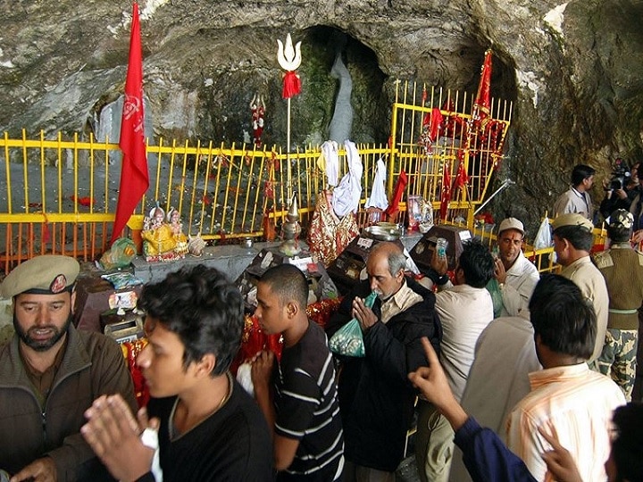 Amarnath Yatra 2020: Will Pilgrimage Be Given A Green Signal In Today's Meet? amarnath yatra 2020 date, news & latest updates Amarnath Yatra: Holy Ice Lingam Begins Melting Amid Uncertainty, Will Pilgrimage Be Given A Green Signal In Today's Meet?