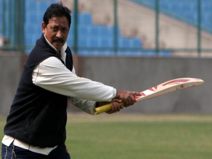 Former India Cricketer Chetan Chauhan Tests Positive For COVID-19; Reports Of Family Members Awaited Former Cricketer & UP Minister Chetan Chauhan Tests Positive For COVID-19; Reports Of Family Members Awaited