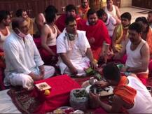 In Pics: Special Prayers For The Bachchans' Organised At A Temple In Ujjain