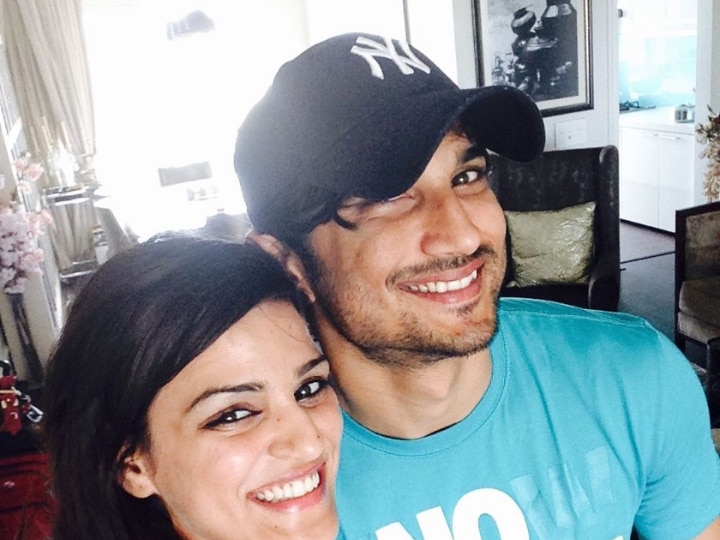 Sushant Singh Rajput Sister Shweta Singh Kirti Shares UNSEEN PIC On His One-Month Death Anniversary Sushant Singh Rajput's Sister Shweta Shares UNSEEN PIC On His One-Month Death Anniversary, Says 'Your Presence Is Still Strongly Felt'