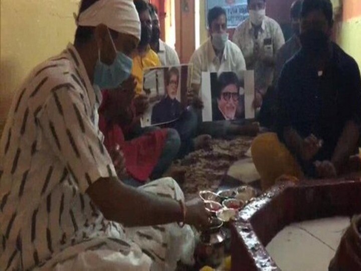 Fans Perform 'Yagya' In West Bengal's Asansol For Amitabh Bachchan's Recovery From Coronavirus Fans Perform 'Yagya' In West Bengal's Asansol For Amitabh Bachchan's Recovery From Coronavirus