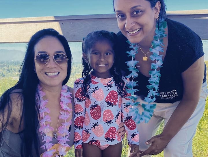 Sunny and Daniel, who are also parents to Asher & Noah, welcomed their twins via surrogacy in 2018.
