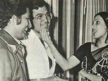 Twinkle Khanna Shares THROWBACK PIC Of Rajesh Khanna & Dimple Kapadia On Father's Death Anniversary