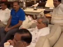 WATCH | Rajasthan Congress MLAs Backing Ashok Gehlot Sing 'Hum Honge Kamyaab'; Make Indirect Attack At Pilot