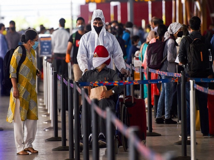 Delhi Airport New Guidelines! Passengers Arriving From Abroad Must Undergo Self-Paid Institutional Quarantine Delhi Airport New Guidelines! Passengers Arriving From Abroad Must Undergo Self-Paid Institutional Quarantine