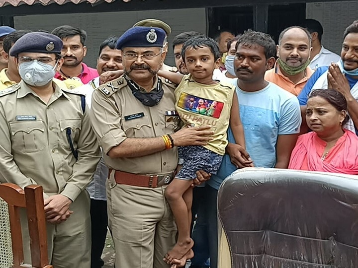UP Police, STF Joint Operation Rescues 8-Year-Old Kidnapped From Gonda, 5 Arrested After Encounter UP Police, STF Joint Operation Rescues 8-Year-Old Kidnapped From Gonda; 5 Arrested After Encounter