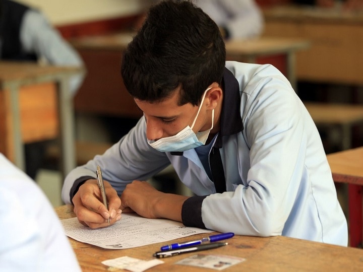 JEE Exams 2020: Spike In India COVID Tally Poses Challenge For Students, Governments JEE 2020 Exam Tomorrow: How Exam Amid Pandemic Poses Challenge For Both Students & Govt