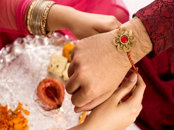 Raksha Bandhan Date 2020: Muhurat, Origin, History, Significance Of Festival Celebrating Sibling Bond Raksha Bandhan Today: Know The Date, Muhurat & Origin Of Festival Celebrating Sibling Bond