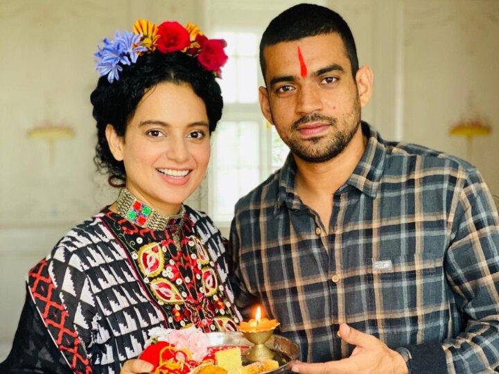 raksha bandhan 2020 kangana ranaut celebrates with her brother aksht and sister rangoli with rooftop barbeque at manali Raksha Bandhan 2020: Kangana Ranaut Celebrates Festival With Her Family With A Roof-Top Barbeque At Her Home In Manali