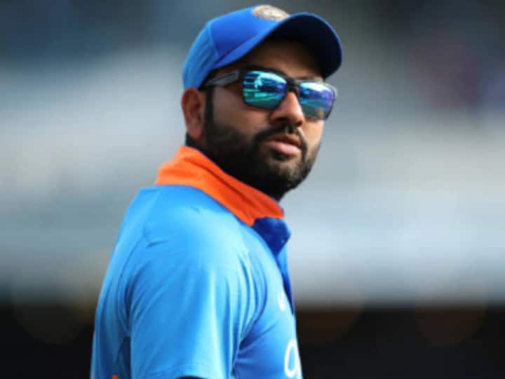 Netizens Slam Rohit Sharma For His Alleged 'Choice Of Food' In Melbourne Restaurant Netizens Slam Rohit Sharma For His Alleged 'Choice Of Food' In Melbourne Restaurant