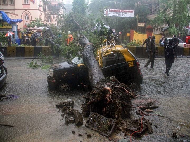 Mumbai rain news today live, mumbai weather forecast latest news, water-logging, floods, mumbai locals Mumbai: Highest Rainfall Of Season In 12 Hours; Nair Hospital Flooded, Several Vehicles Stranded | Watch