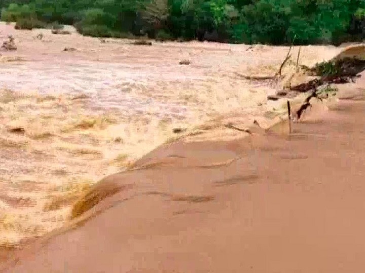 Karnataka flood update: Water levels rise in rivers, Rs 50-crore relief package announced Karnataka Flood Update: Water Levels Above Danger Mark, Rs 50-Crore Relief Package Released