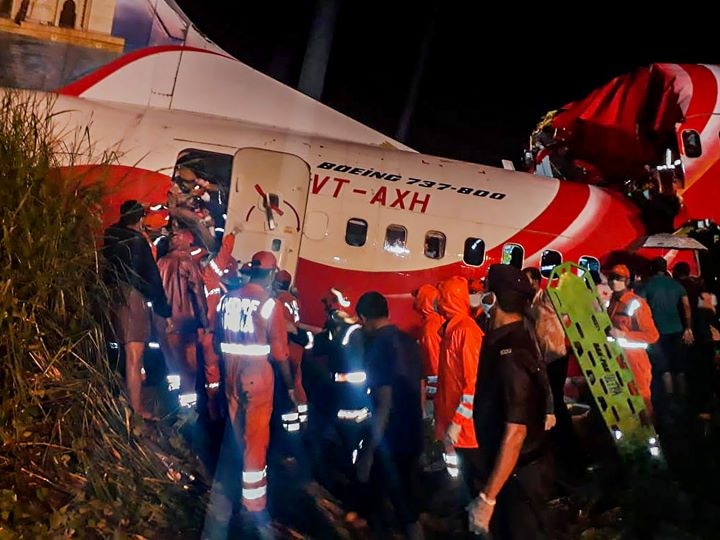 Air India Plane Crash: Death Toll Rises To 19 in Kerala, Union Minister V Murleedharan Reaches Kozhikode Mishap Site Air India Plane Crash: Death Toll Rises To 19, Union Minister V Murleedharan Reaches Kerala's Kozhikode Airport