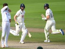 Eng vs Pak 1st Test, Day 4: Pakistan Fight Hard But Woakes-Buttler Heroics Help England Register Thrilling 3-Wicket Win, Take 1-0 Lead  