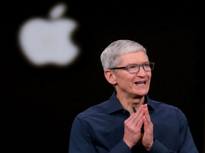 Apple CEO Tim Cook Now A Billionaire As iPhone Maker Becomes World's Most Valued Company Apple CEO Tim Cook Now A Billionaire As iPhone Maker Becomes World's Most Valued Company