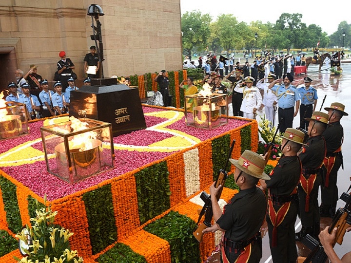 74th Independence Day Indian Soldier, The Unsung Hero Of The Nation Who Acts As First Line Of Defence Against Enemy 74th Independence Day | Indian Soldier, The 'Unsung Hero' Of The Nation Who Acts As First Line Of Defence Against Enemy