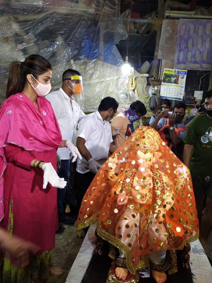 Two days before Ganesh Chaturthi on Saturday, Bollywood actress Shilpa Shetty brought her Ganesha home. 