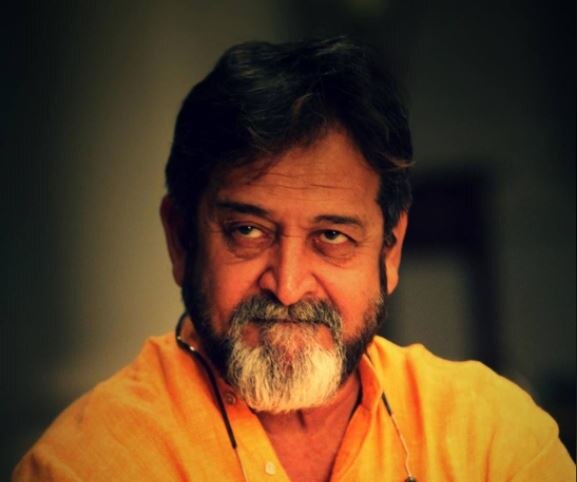 Filmmaker Mahesh Manjrekar threatened demand of Rs 35 Crore from Abu Salem Gang complaint at the Dadar police station Mahesh Manjrekar Gets Extortion Call From Underworld, Ransom Demanded In Name Of Abu Salem