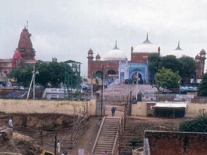 Mathura Krishna Janmabhoomi Row: Mathra Court Dismisses Plea Seeking removal of Eidgah Mosque Mathura Krishna Janmabhoomi Row: Court Dismisses Plea Seeking Removal Of Eidgah Mosque | All You Need To Know