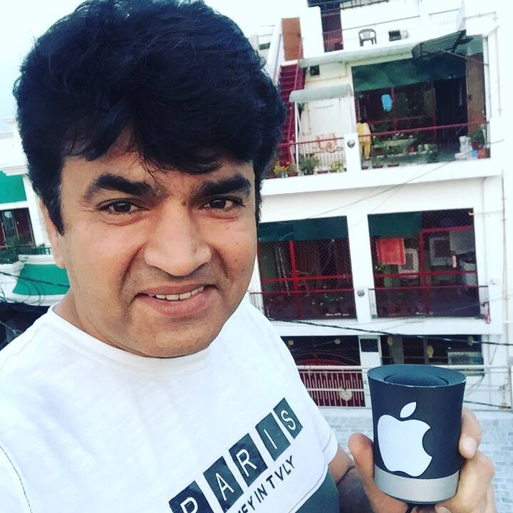 Shweta Tiwari’s former husband Raja Chaudhary was the first runner-up of ‘Bigg Boss 2’. He grabbed several eyeballs, all thanks to his fights with co-contestants including Sambhavana Seth. Ashutosh Kaushik was the winner of ‘Bigg Boss 2’. Interestingly, Shweta participated in ‘Bigg Boss 4’ and managed to win the show.