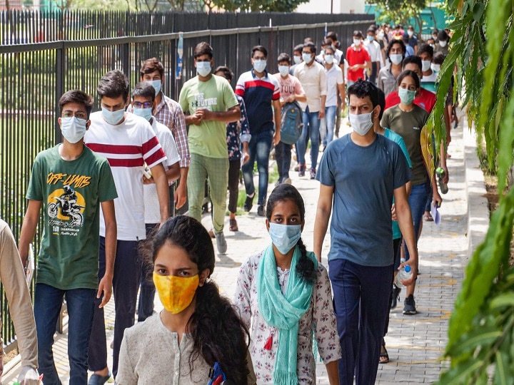 JEE Main 2020 Exams Attendance dip as less Students appear due to COVID-19 pandemic Dip In Number Of Students Appearing For JEE Main Exams This Year? Here's What Statistics Say