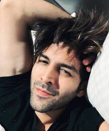 PICS Of Kartik Aaryan Which Will Take Your Breath Away