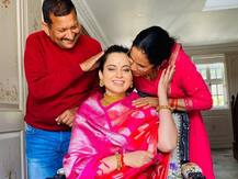 WATCH: Kangana Ranaut's Father Says 'Kisi Se Panga Nahi Lena', Actress Asks 'How To Handle Emotional Blackmail At Home'