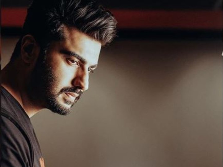 Arjun Kapoor Tests POSITIVE For Covid-19; Will Be Under Home Quarantine! Arjun Kapoor Tests POSITIVE For Covid-19; Will Be Under Home Quarantine!