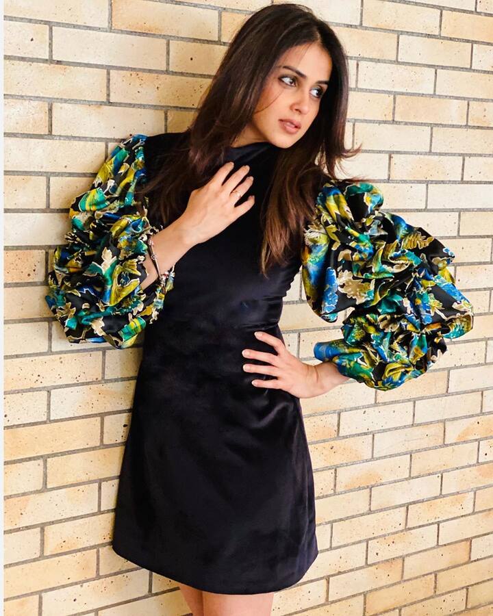  Genelia Deshmukh also tested positive for COVID-19. Taking to her Instagram after testing negative, she informed her fans that those 21 days in isolation has been very challenging for her.
